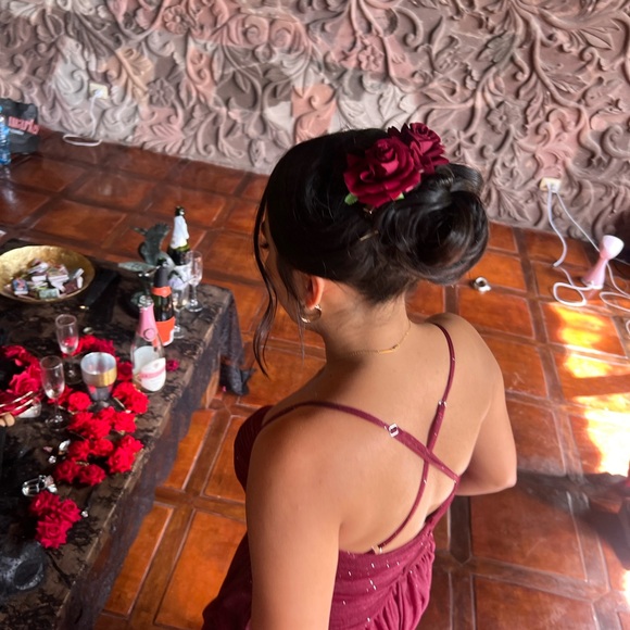 New AW.Bridal red dress in size 2 - Picture 9 of 9